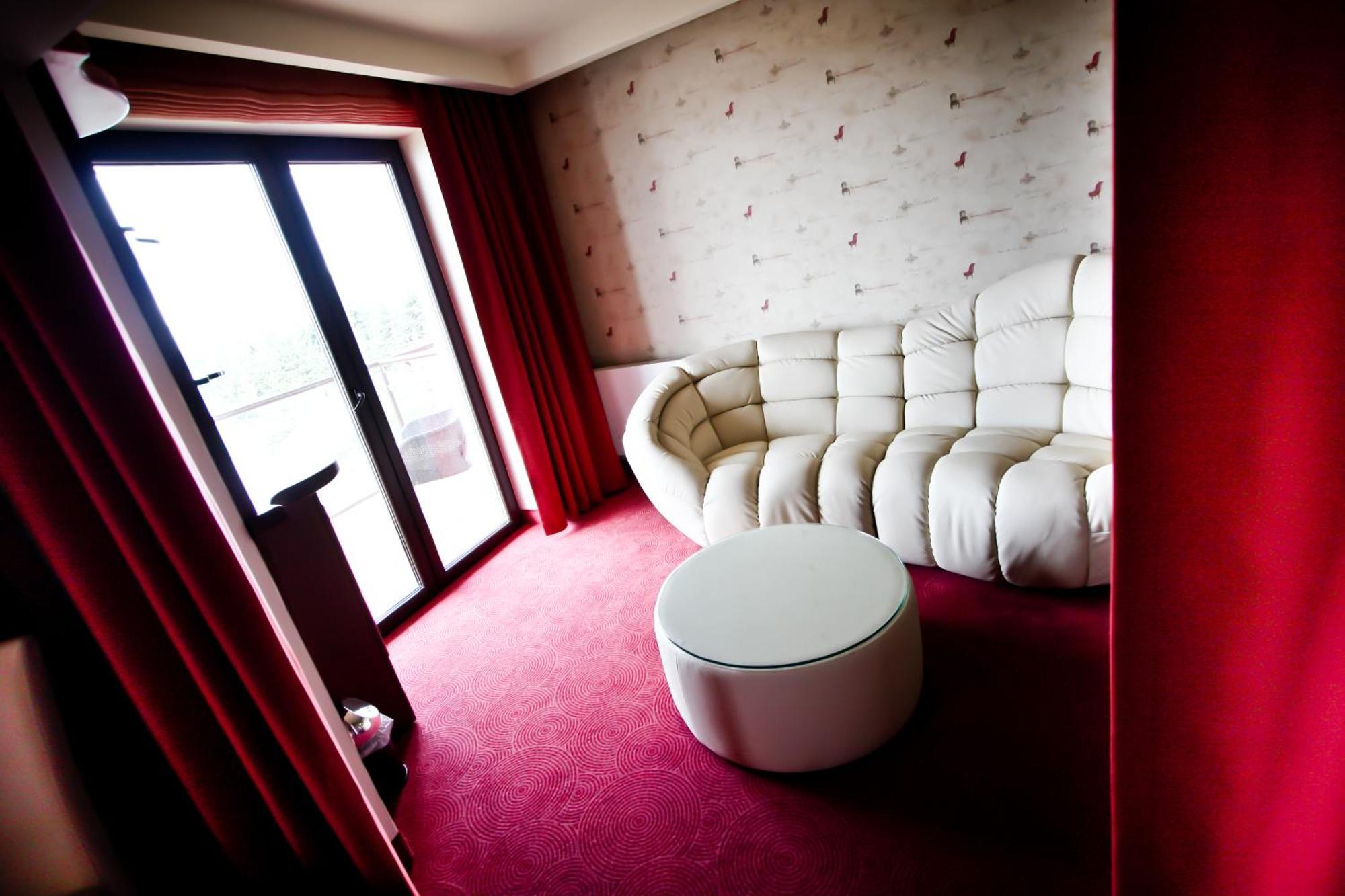 Hotel Rodan Kórnik Dış mekan fotoğraf